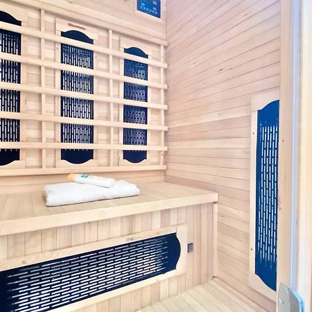 Stay Cool! Apartment With Sauna And Private Garden Budapest Eksteriør billede
