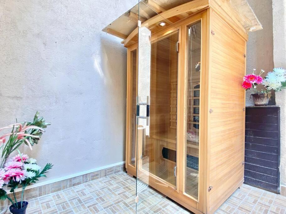 Stay Cool! Apartment With Sauna And Private Garden Budapest Eksteriør billede